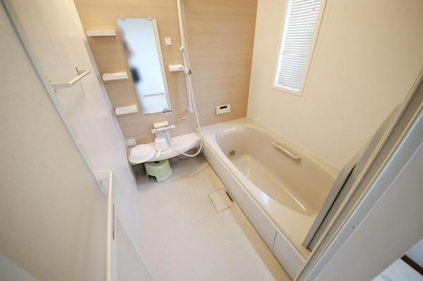 【住協のお預かり物件】滑川町月の輪　中古一戸建て 浴室