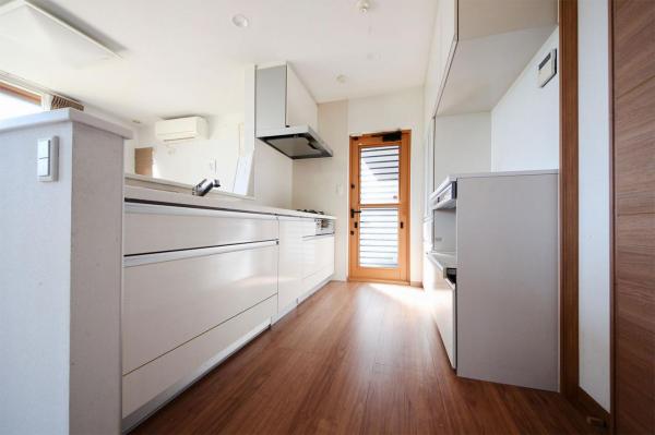 【住協のお預かり物件】滑川町月の輪　中古一戸建て キッチン