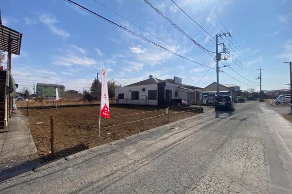 【住協のお預かり物件】毛呂山町長瀬　土地 前面道路含む現地写真