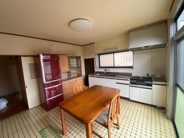 【住協のお預かり物件】日高市女影　中古一戸建て リビングダイニング