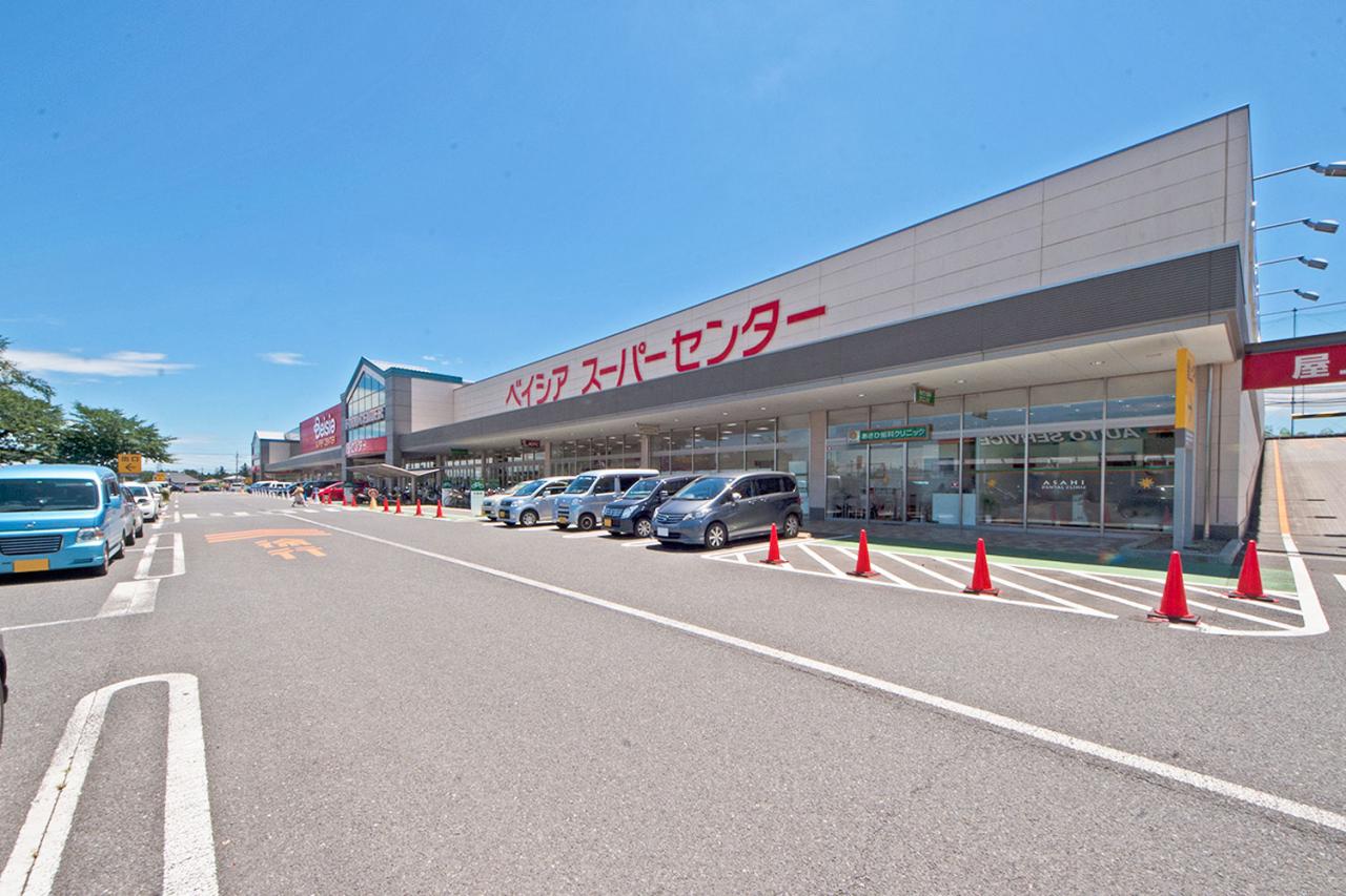 ベイシアひだかモール店