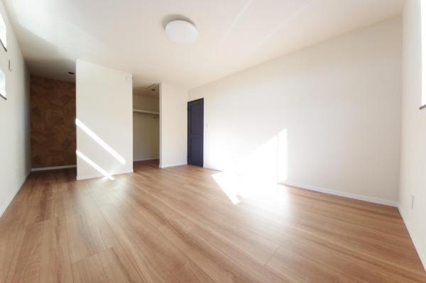 【ガレージハウス／スカイバルコニー】川越市中台2丁目　新築一戸建て 洋室