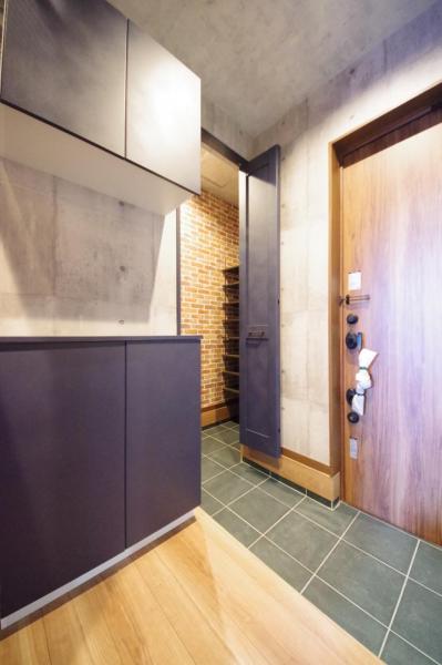 【ガレージハウス／スカイバルコニー】川越市中台2丁目　新築一戸建て 玄関