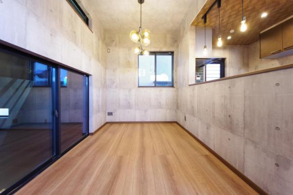 【ガレージハウス／スカイバルコニー】川越市中台2丁目　新築一戸建て ダイニングキッチン