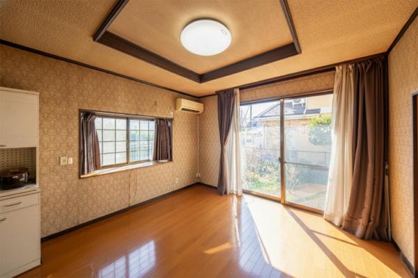 【住協のお預かり物件】鶴ヶ島市五味ケ谷　中古一戸建て リビングダイニング