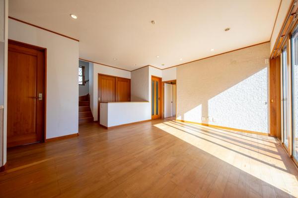 【売主物件】坂戸市塚越　中古一戸建て リビングダイニング