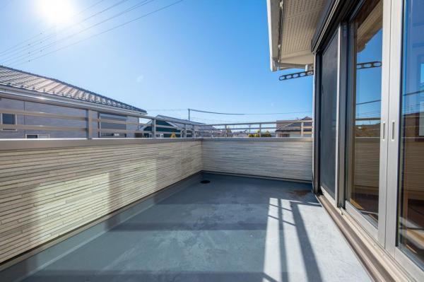 【売主物件】坂戸市塚越　中古一戸建て バルコニー