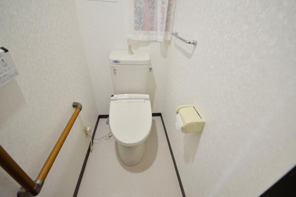 ライオンズガーデン若葉 トイレ