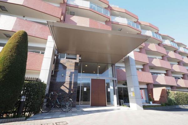 【駅徒歩4分・ペット可】ユアコート狭山ヶ丘コンフィア　1階 外観写真