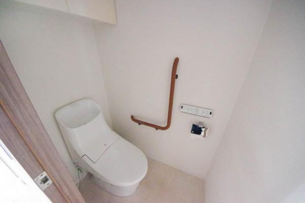 【駅徒歩4分・ペット可】ユアコート狭山ヶ丘コンフィア　1階 トイレ