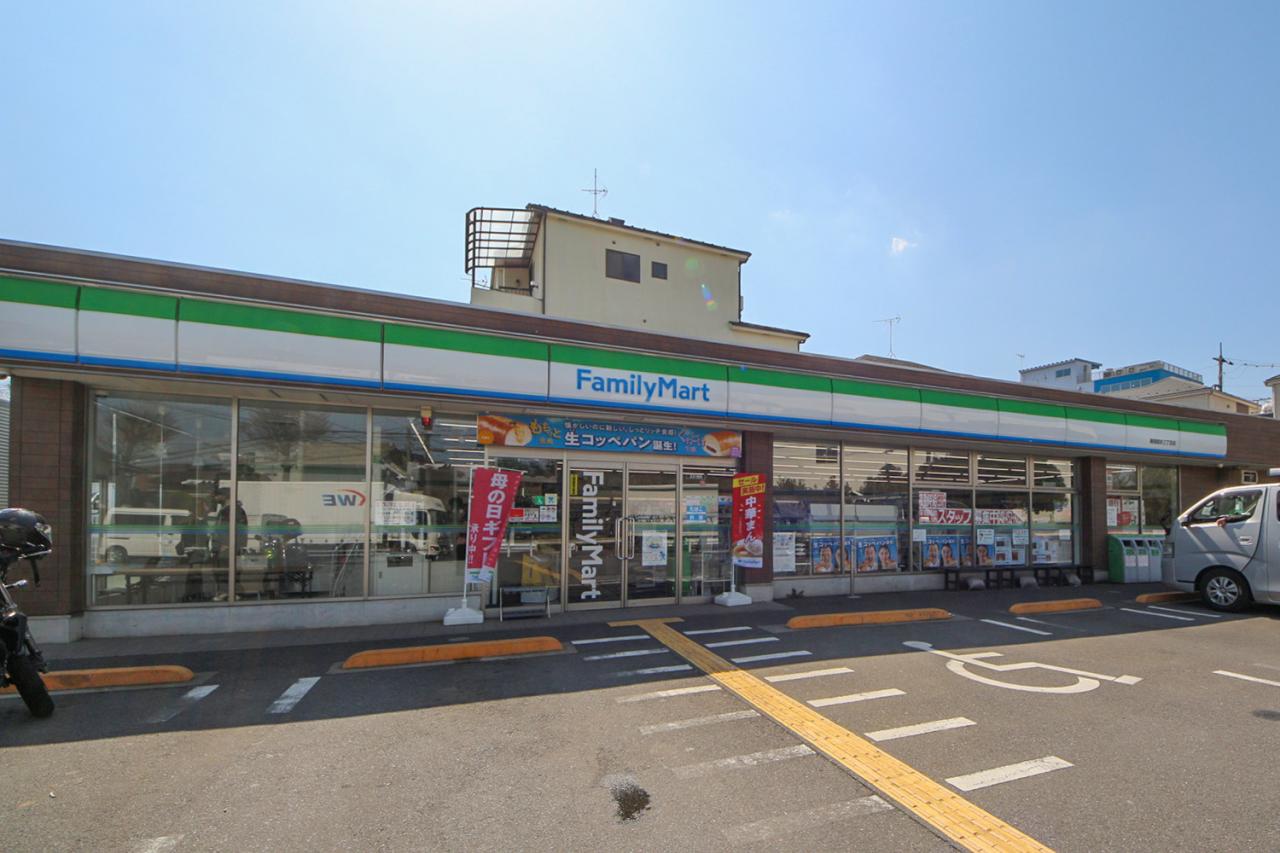 ファミリーマート 朝霞膝折三丁目店