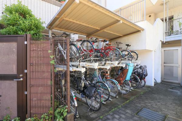 エコヴィレッジ志木　1階 駐輪場