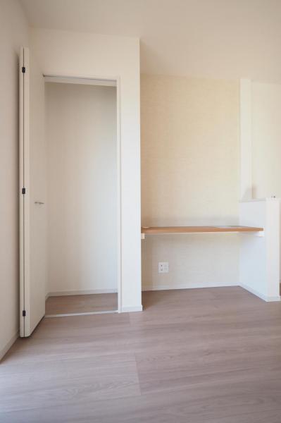 朝霞市田島2丁目　新築一戸建て 前面道路含む現地写真