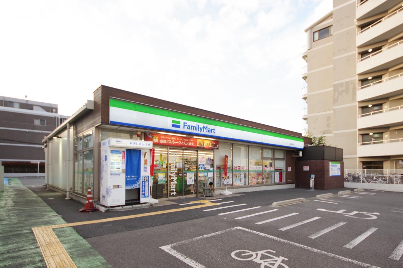 ファミリーマート 川越田町店