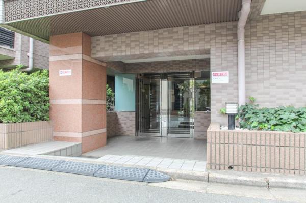 ナイスアーバン練馬平和台　4階 エントランス（外）