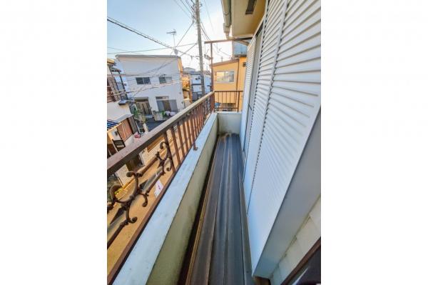 【住協のお預かり物件】鶴ヶ島市下新田　中古戸建 バルコニー
