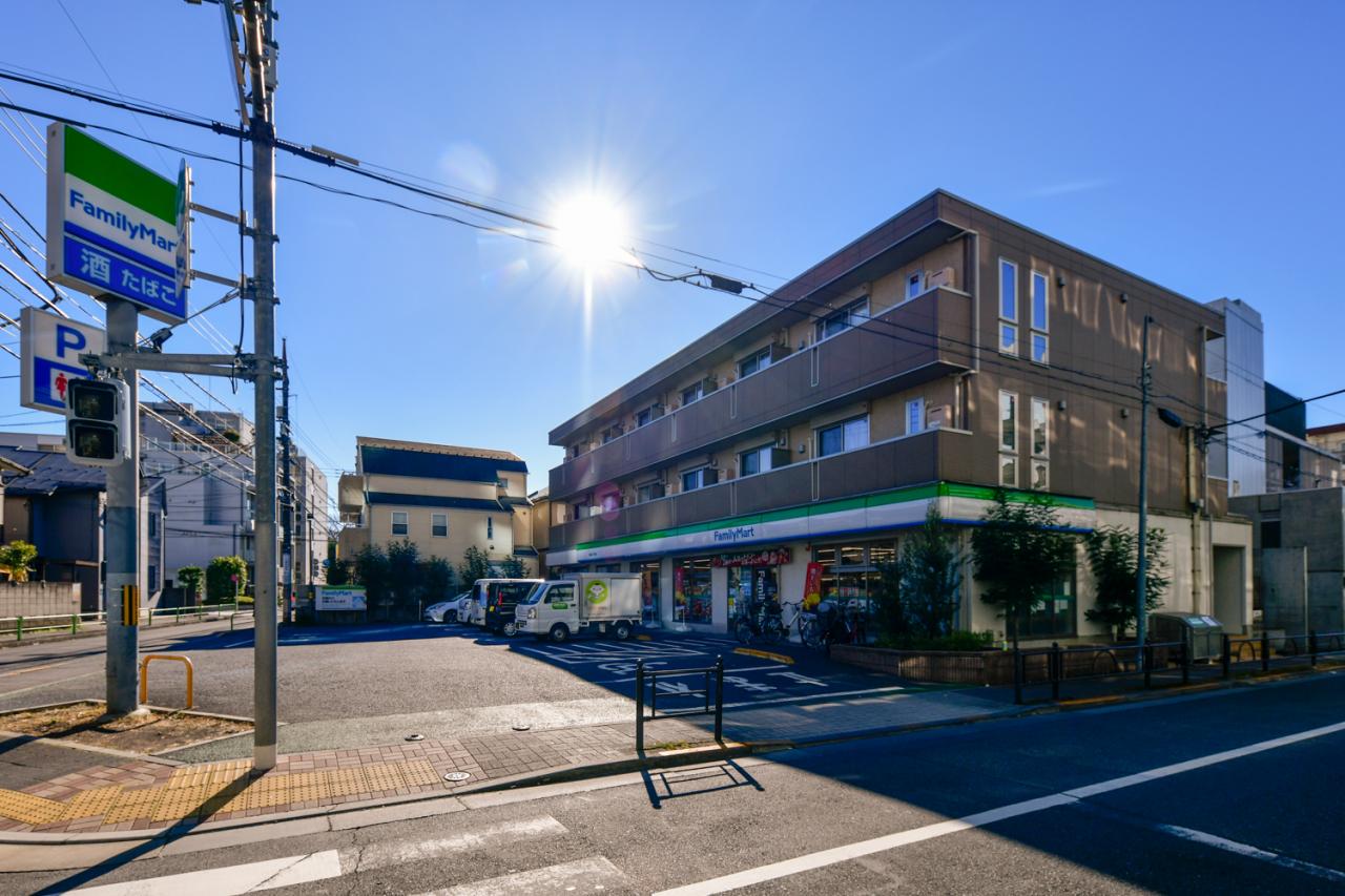 ファミリーマート 豊玉北六丁目店