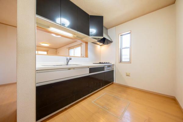 【新登場！】飯能市役所徒歩5分／飯能市双柳　中古戸建 キッチン