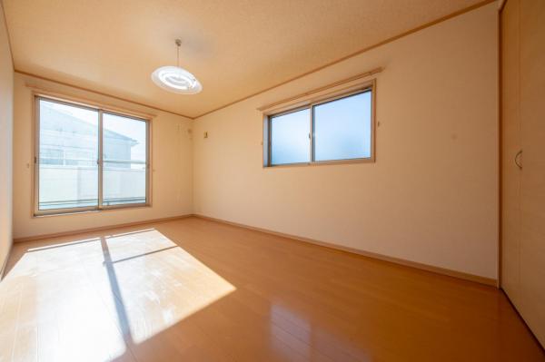 【新登場！】飯能市役所徒歩5分／飯能市双柳　中古戸建 寝室