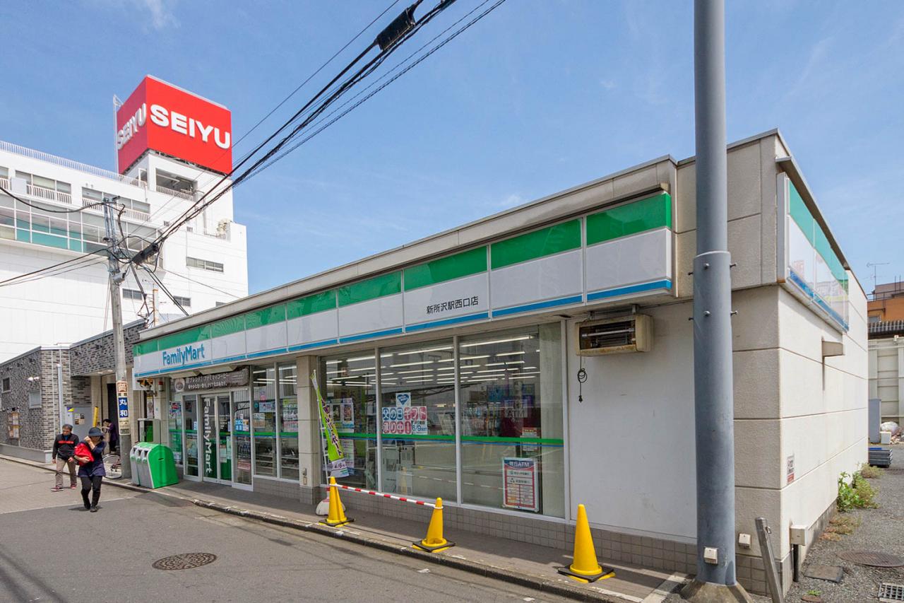 ファミリーマート 新所沢駅西口店