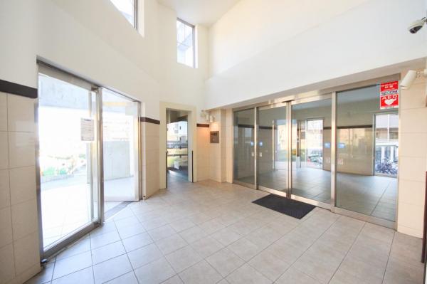 【住協だけのお預かり物件】レーベンリヴァーレ美杉台グローブヒルズ エントランス（外）