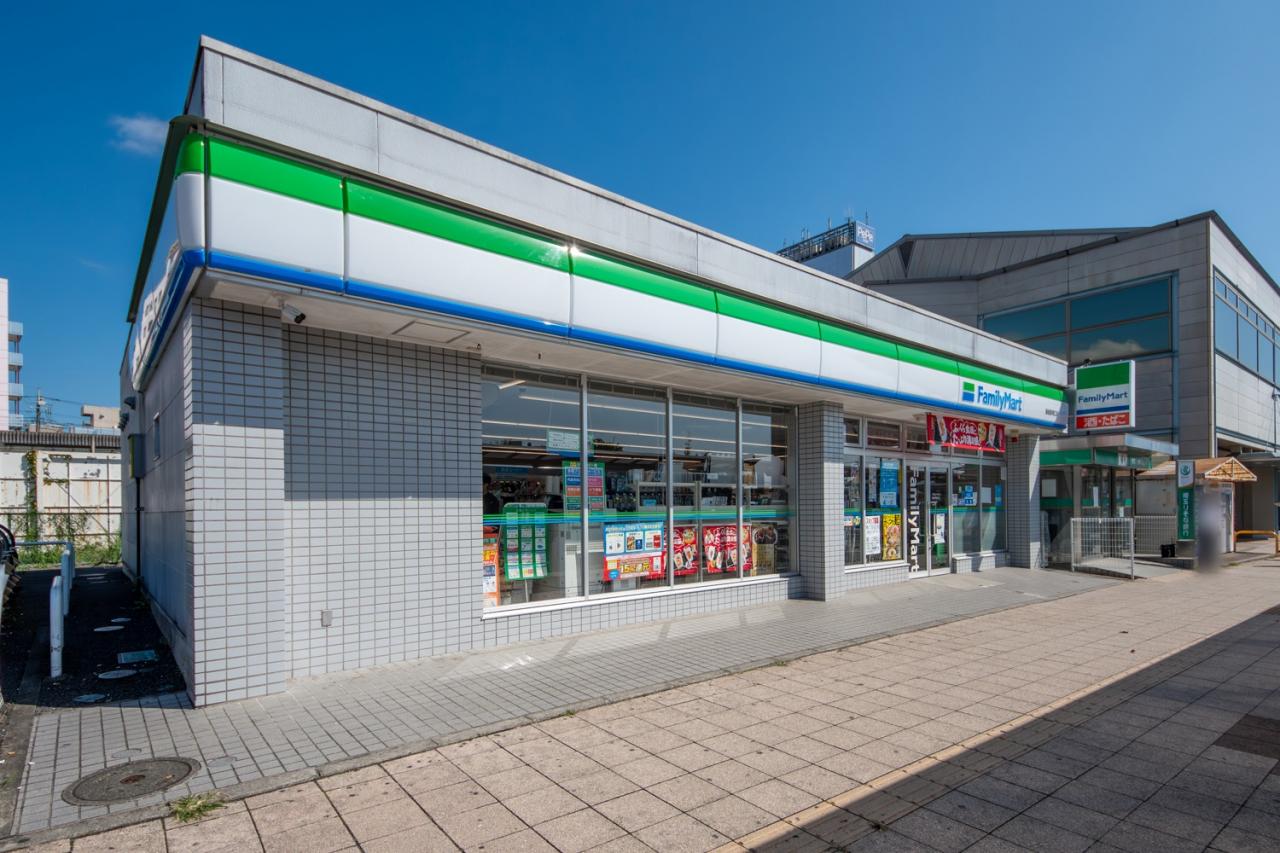 ファミリーマート 飯能駅南口店