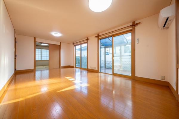 【売主物件】坂戸市にっさい花みず木6丁目　中古戸建 リビングダイニング