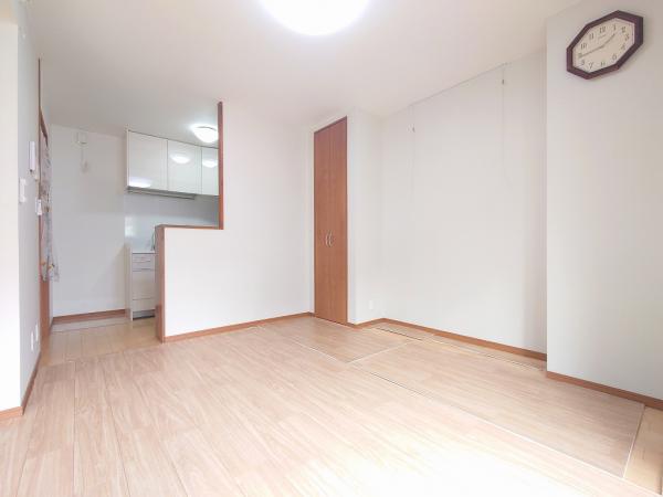 所沢市上安松　中古一戸建て リビングダイニング