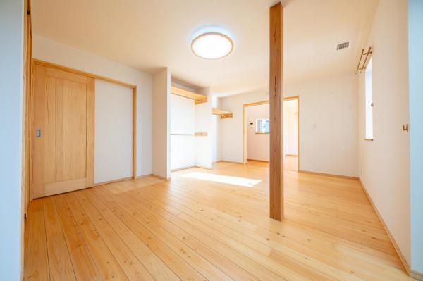 飯能市岩沢　中古戸建 洋室