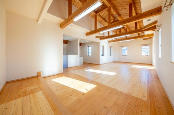 飯能市岩沢　中古戸建 洋室