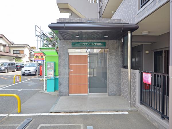 レーベングランヒルズ朝霞台　2階 エントランス（外）