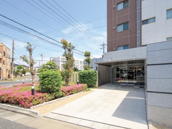 イニシア朝霞　4階 エントランス（外）