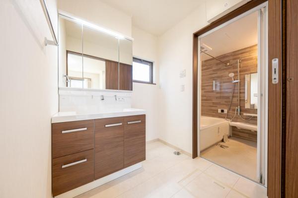 【売主物件】小平市花小金井3丁目　中古戸建 洗面化粧台