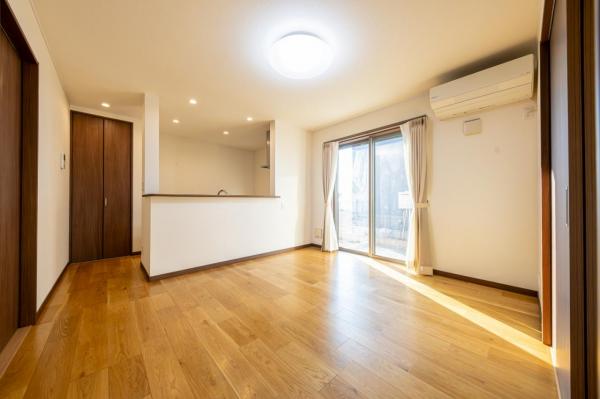 【売主物件】小平市花小金井3丁目　中古戸建 リビングダイニング