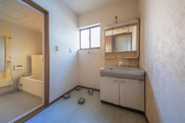 【住協だけのお預かり物件】狭山市広瀬台3丁目　中古一戸建て 洗面化粧台