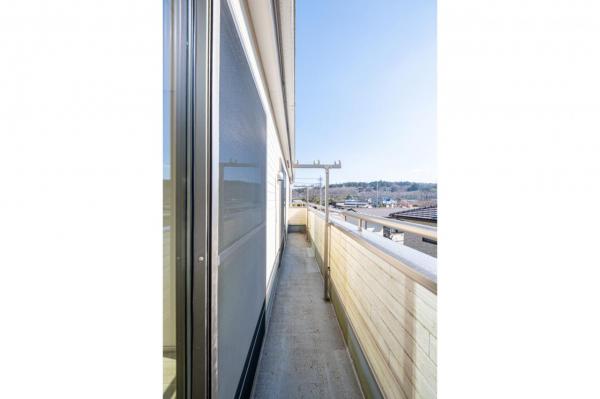 【売主物件】日高市上鹿山　中古戸建 バルコニー