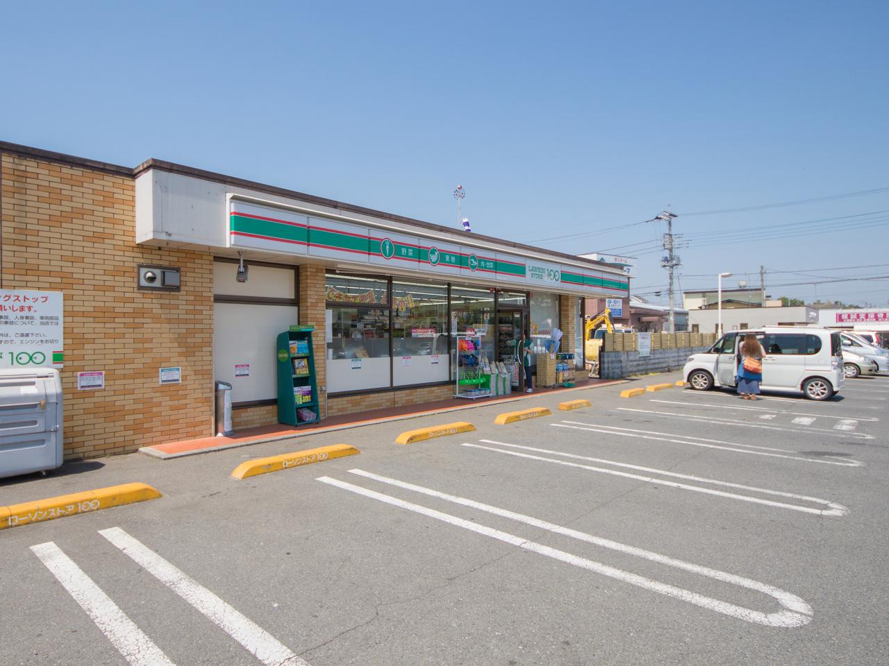 ローソンストア100 入間下藤沢店