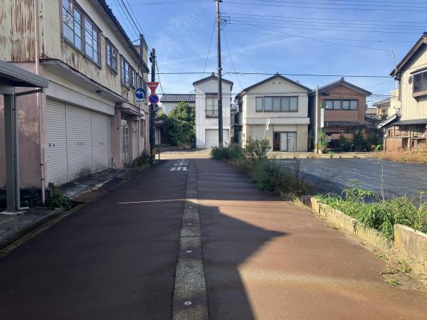 土地 三条市北新保1丁目 JR信越本線三条駅 1,270万円