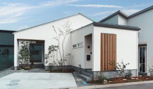 新築建売住宅 三条市上須頃5004-2 JR弥彦線燕三条駅 36970000