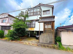 中古戸建 三条市南新保15-40 JR信越本線三条駅 3500000