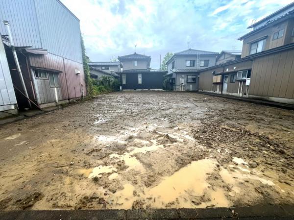土地 加茂市栄町 JR信越本線加茂駅 800万円