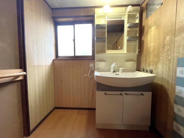 中古戸建 柏崎市関町 JR信越本線柏崎駅 498万円