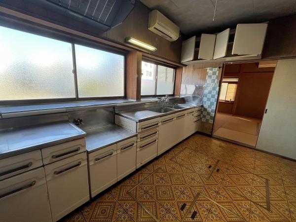 中古戸建 柏崎市関町 JR信越本線柏崎駅 498万円