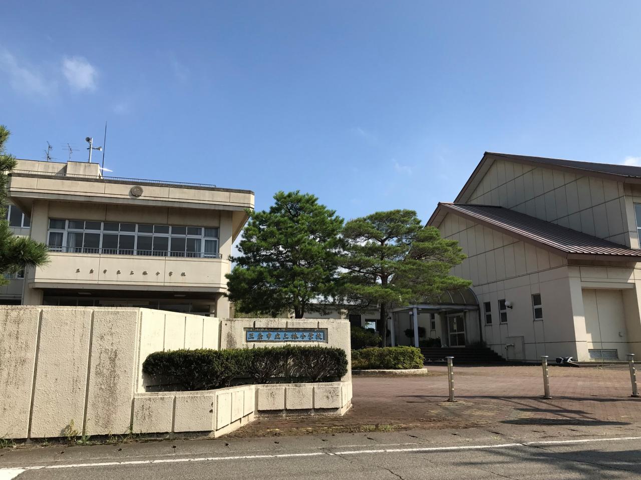 中古戸建 三条市石上2丁目 JR弥彦線北三条駅 2,500万円