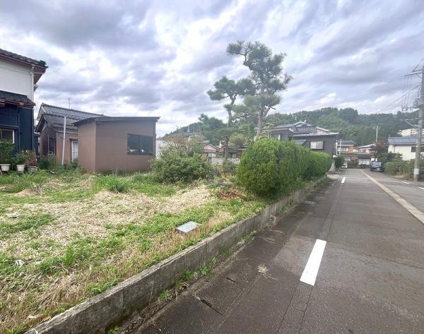 土地 加茂市八幡２丁目 JR信越本線加茂駅 250万円