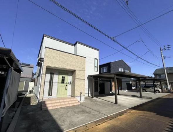 中古戸建 三条市直江町2丁目 JR弥彦線北三条駅 2,398万円