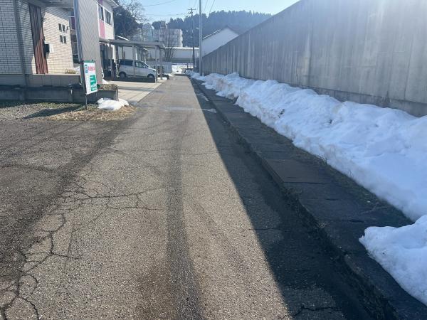 土地 加茂市寿町 JR信越本線加茂駅 600万円