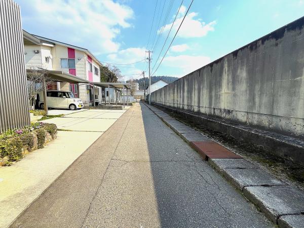 土地 加茂市寿町 JR信越本線加茂駅 600万円
