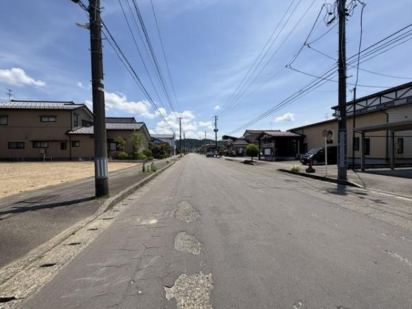土地 加茂市栄町 JR信越本線加茂駅 750万円