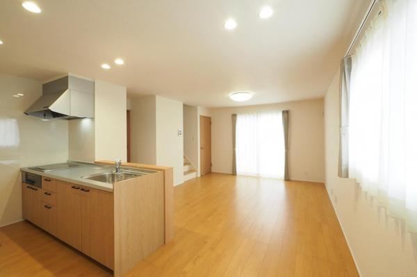 新築戸建 見附市学校町1丁目 JR信越本線見附駅 2,290万円